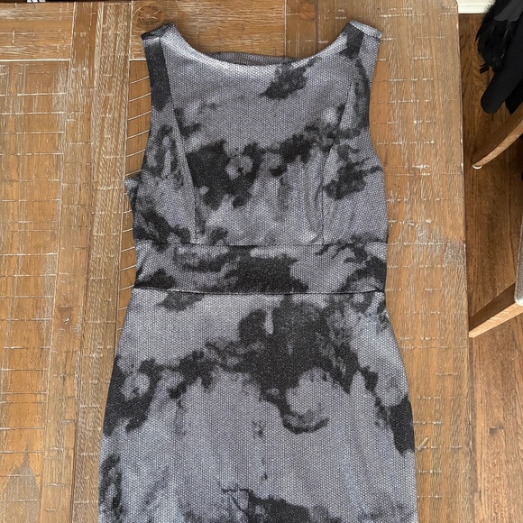 Dress - Picture 1 of 2